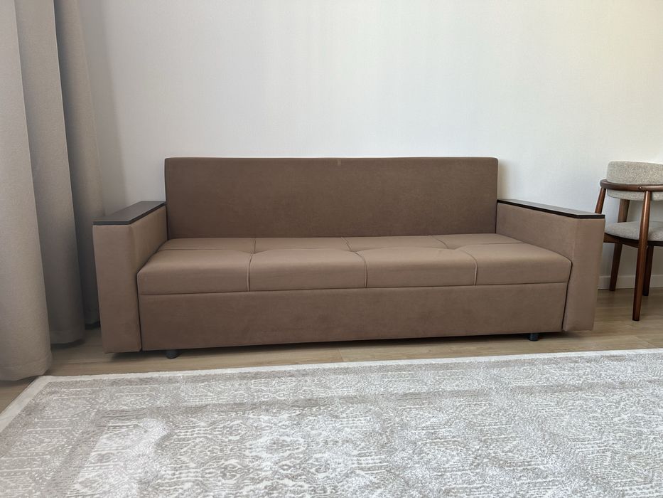 Продам диван раздвижной