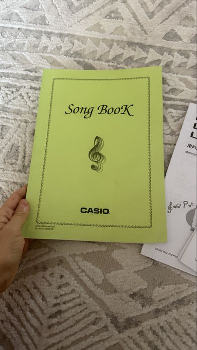 Синтезатор Casio