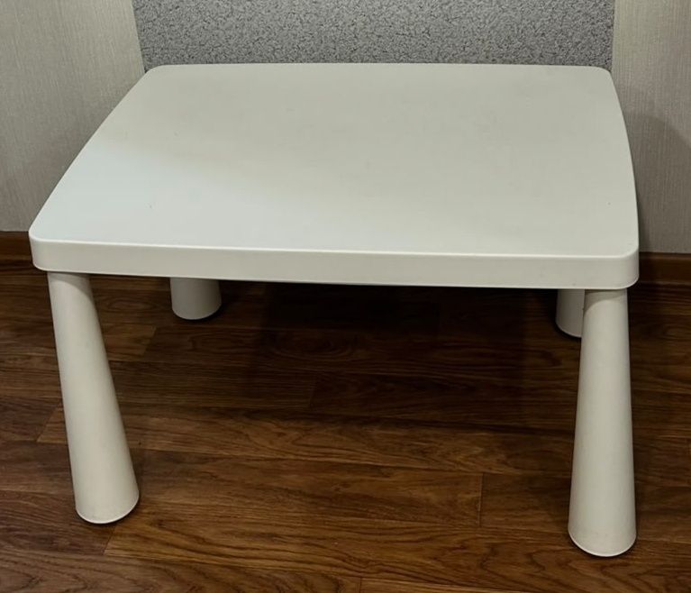 Стол и стул детский IKEA б/у