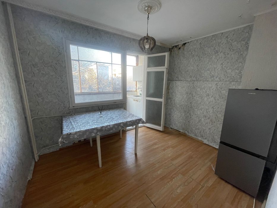 Дава се под наем Едностаен апартамент в Плевен, Сторгозия - 47 кв.м за 199.41 € - Снимка #1