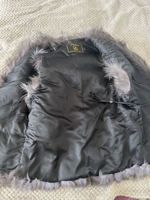 Продам жилет из чернобурки