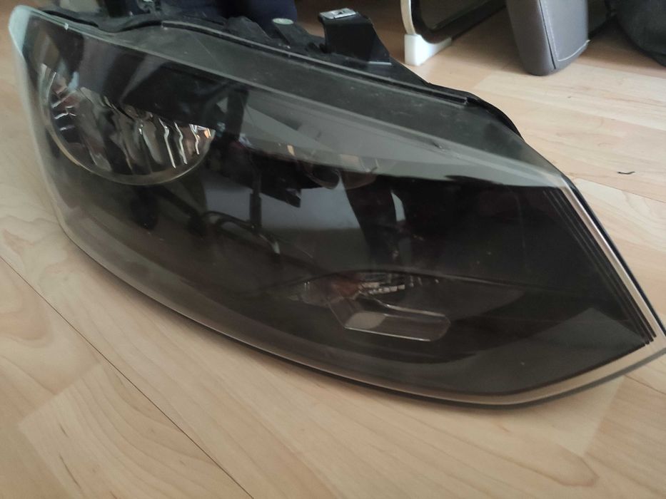 Фар десен Volkswagen Polo 6R 2009-2014 НОВ, ОРИГИНАЛЕН!