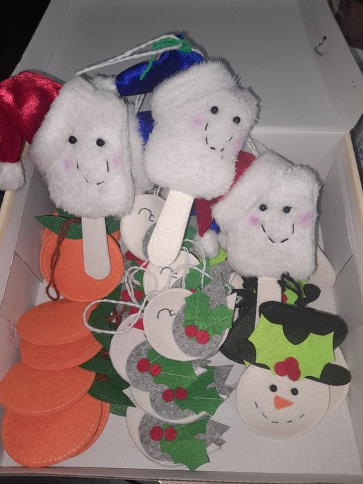 Новогодние игрушки