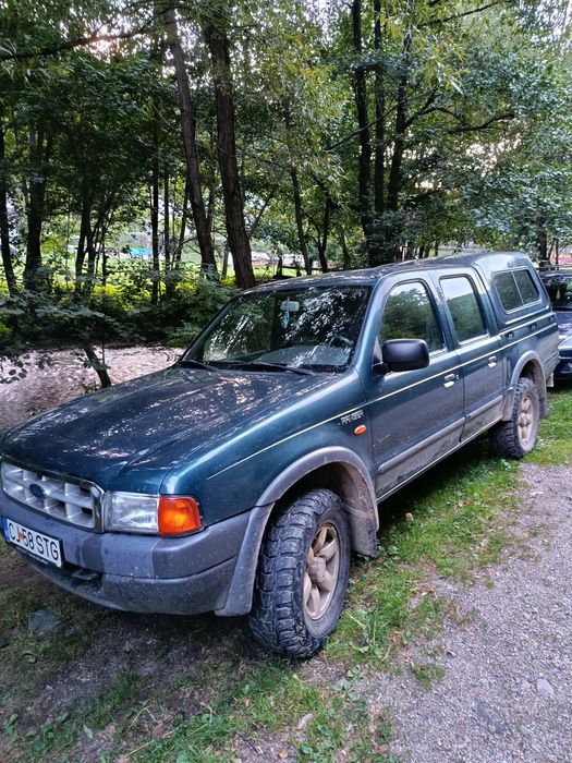 Vand Ford Ranger 4x4 cu reductor Aer conditionat stare foarte bună