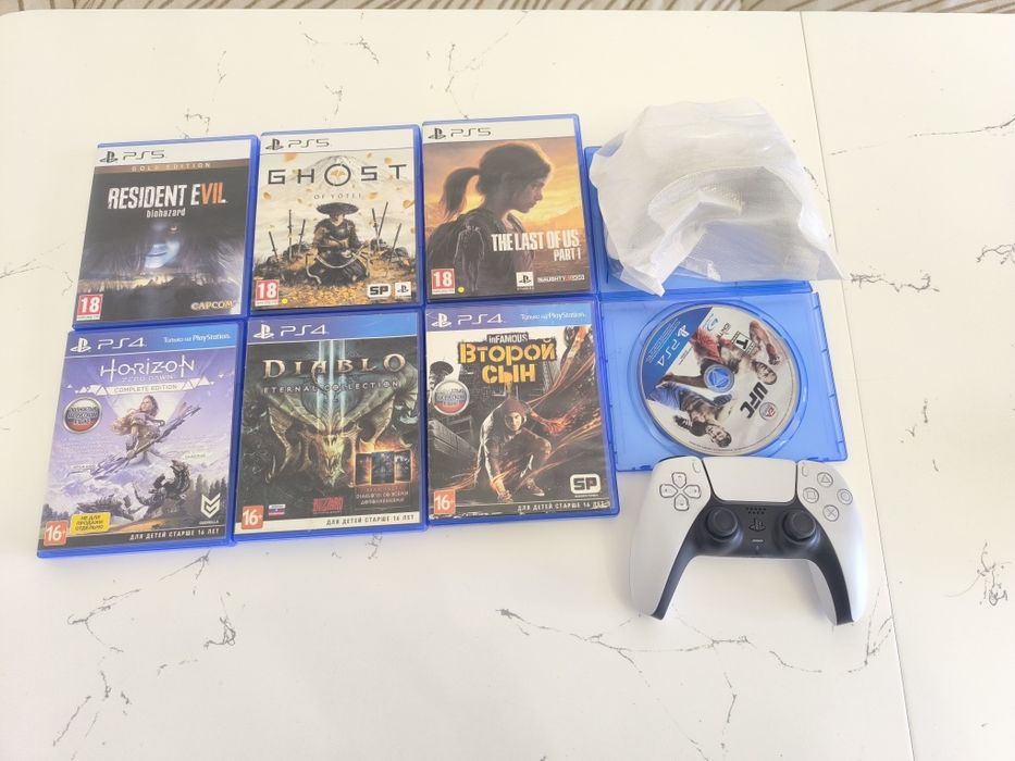 Playstation 5 ps4 disk Dualsense