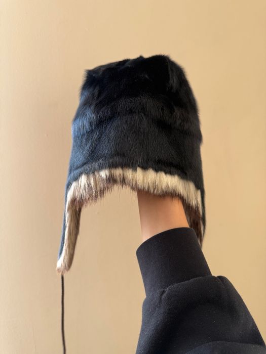 Зимна шапка с естествен косъм