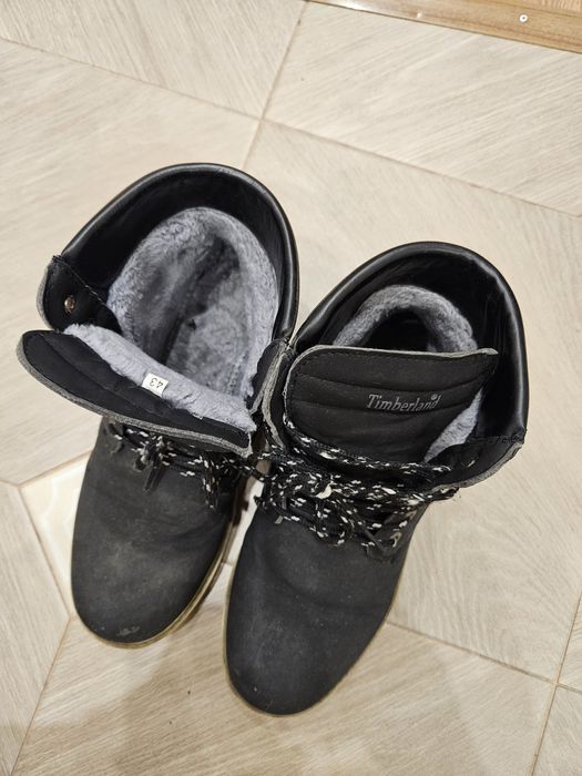 Продам зимние ботинки б/у