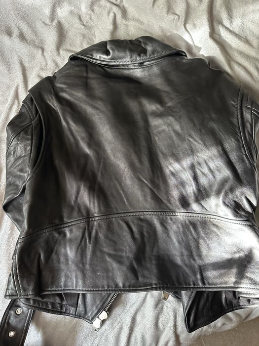 Женская кожанная куртка