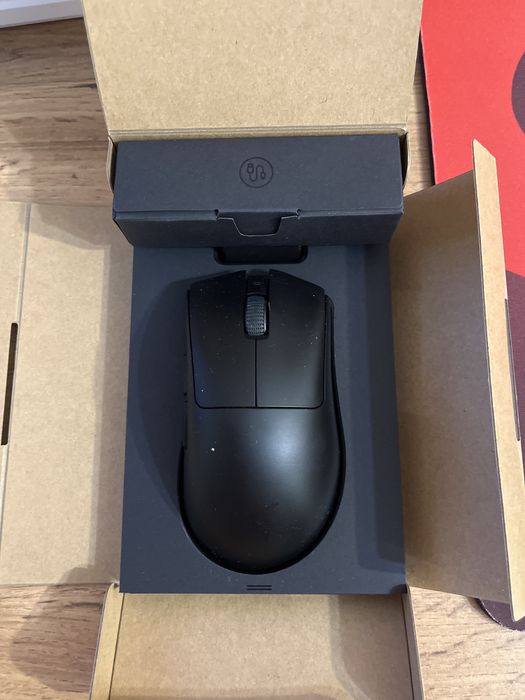 Razer deathadder v3 hyperspeed