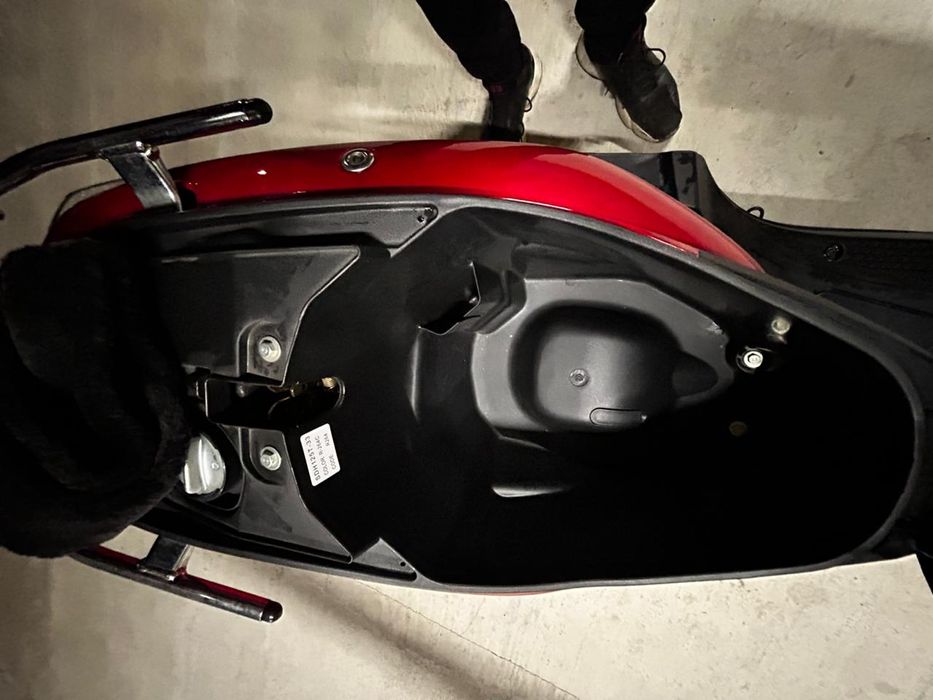 Продам Honda dio