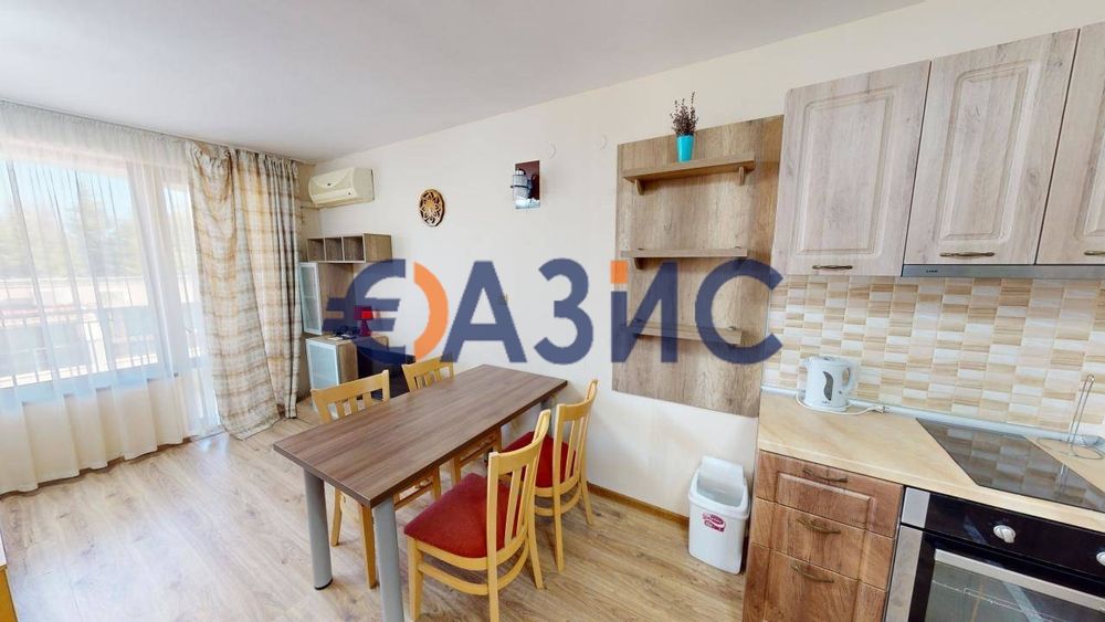 Продава се Тристаен апартамент в к.к. Слънчев бряг - 99 кв.м за 960 €/кв.м - Снимка #3