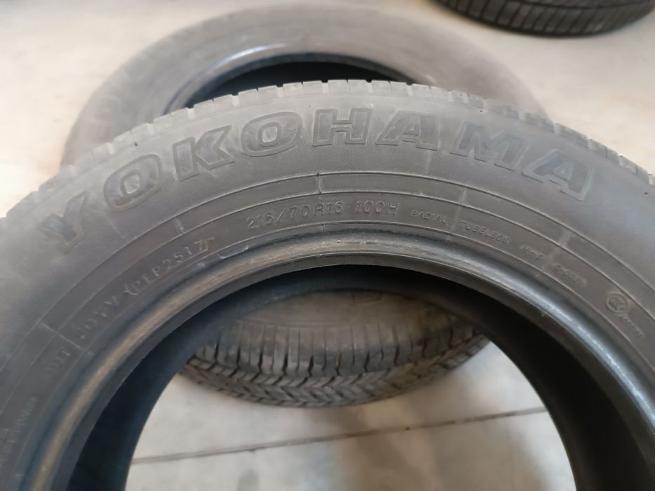 2buc Anvelope Vara 215 70 16 Yokohama