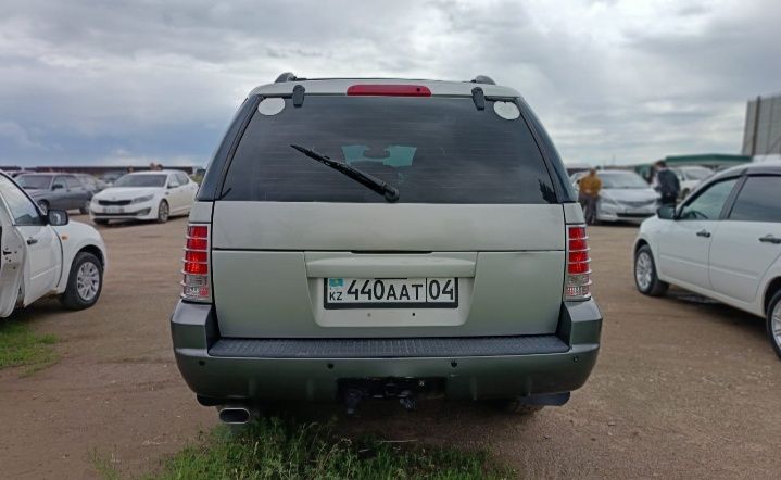 Срочно продам внедорожник