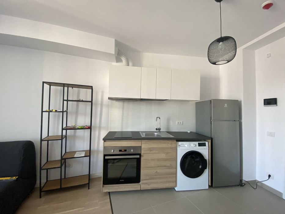 Montez mobila la domiciliul clientului,