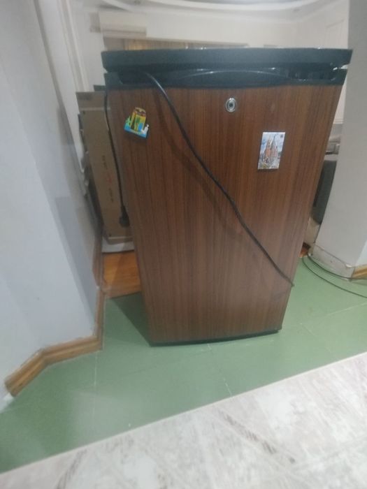 Компактный мини холодильник. Рабочий.  Без дефектов
