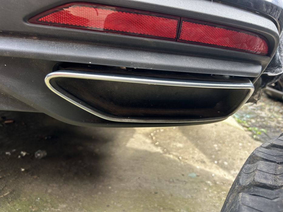Catadioptru bară spate stânga și dreapta spate Audi A4 B9 break 2020