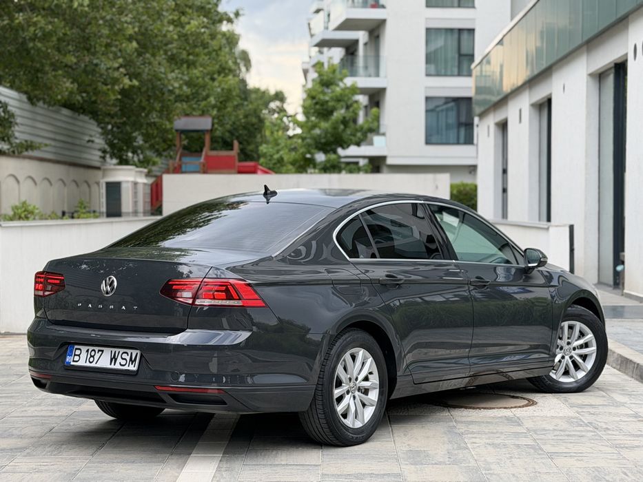 VOLKSWAGEN Passat 2020 — imagine 4