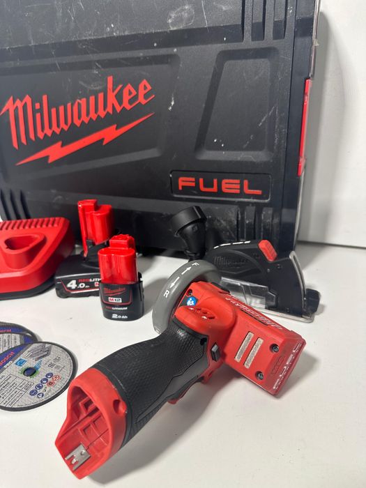 Milwaukee M12 FUEL FCOT 12V Taietor Compact Multifunctional