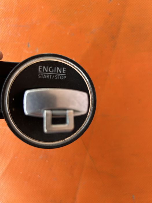 Comtact cu cheie VW Passat B7