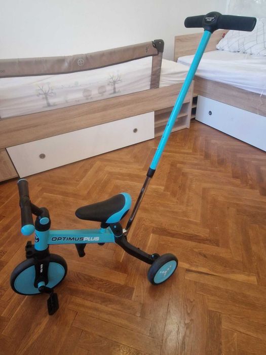 Продавам детски велосипед