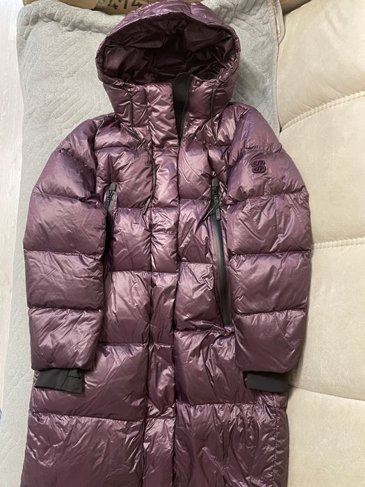 Зимний женский пуховик