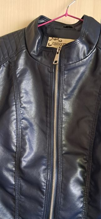 Дамско тъмно синьо кожено яке