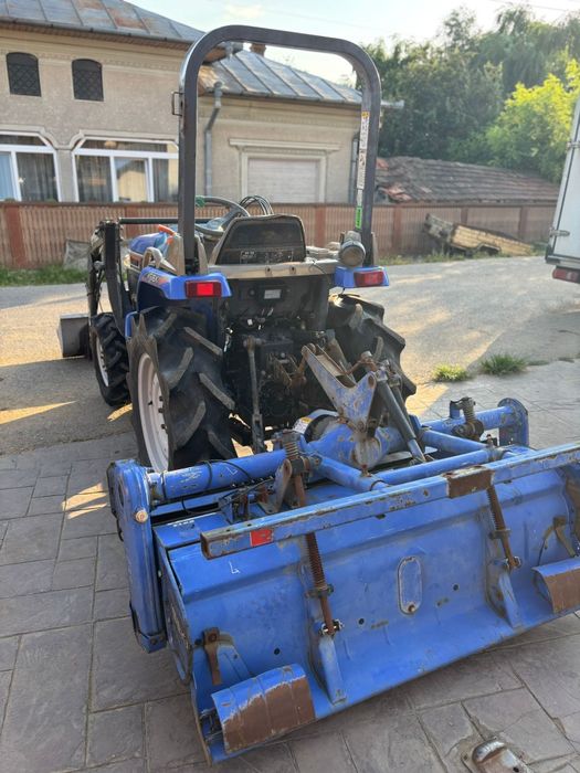 Tractor japonez Iseki Sial Hunter 213 cu încărcător frontal original