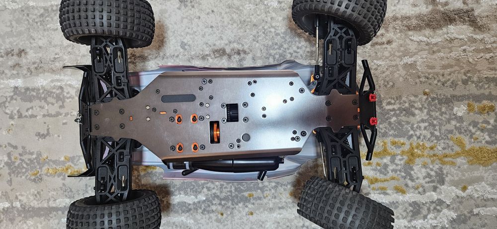 Automodel HPI Truggy Nou