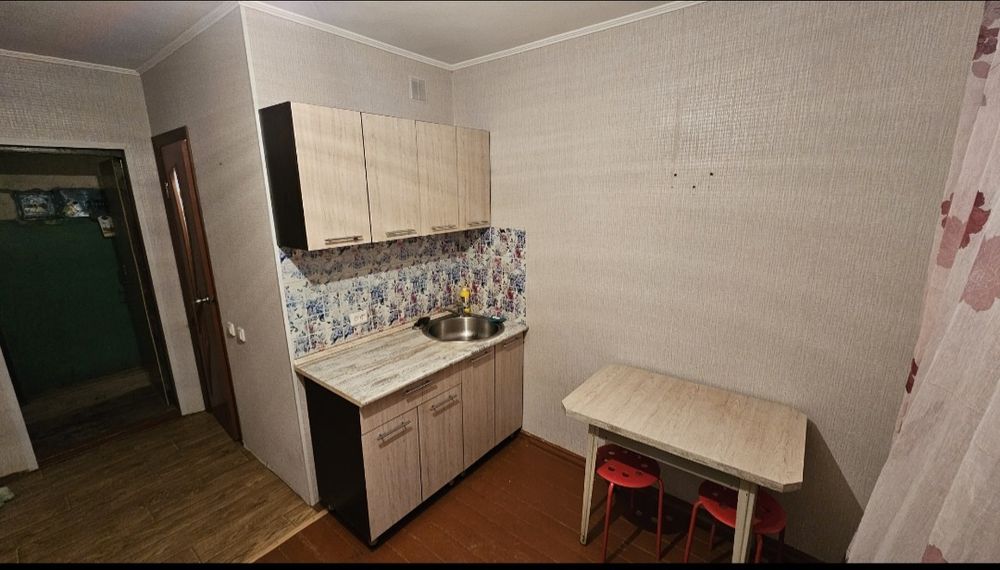 Сдам квартиру Камзина 160