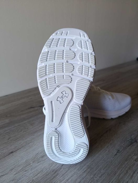 Дамски маратонки Under armour W HOVR Turbulence