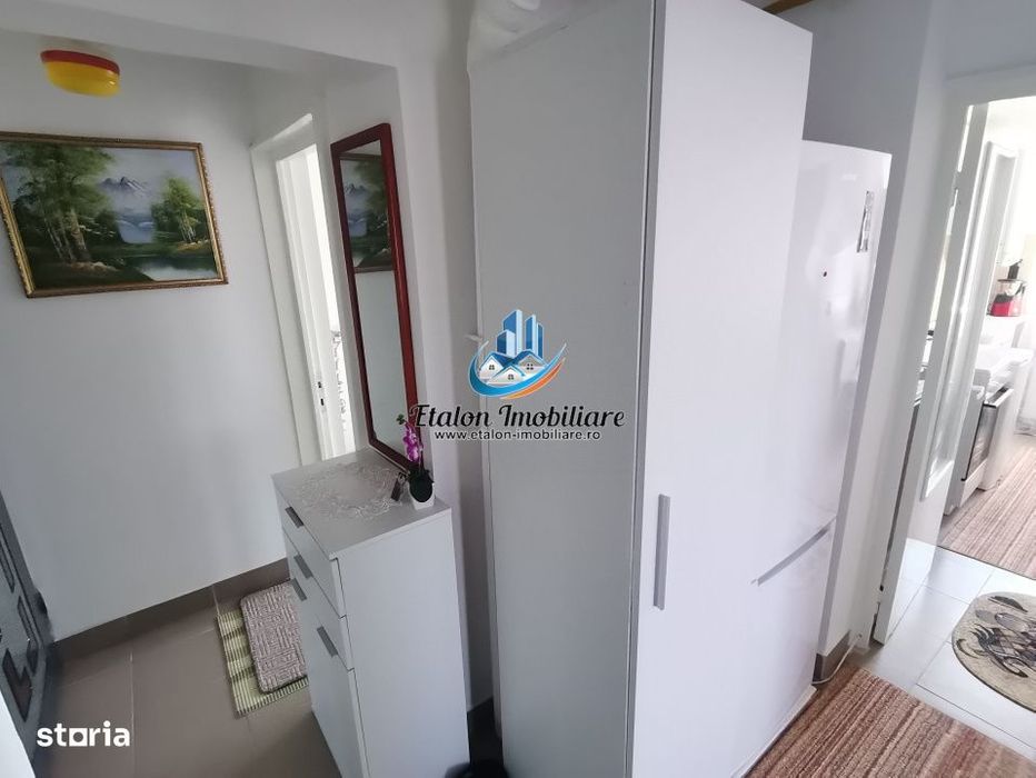 Apartament 4 camere, decomandat, 65 mp, Calea Romanului - Rate — fotografia 1