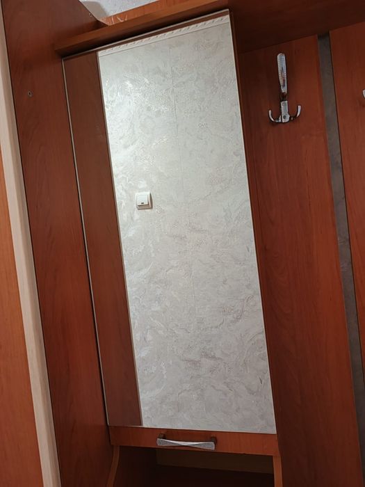 Продам шкаф и обувница