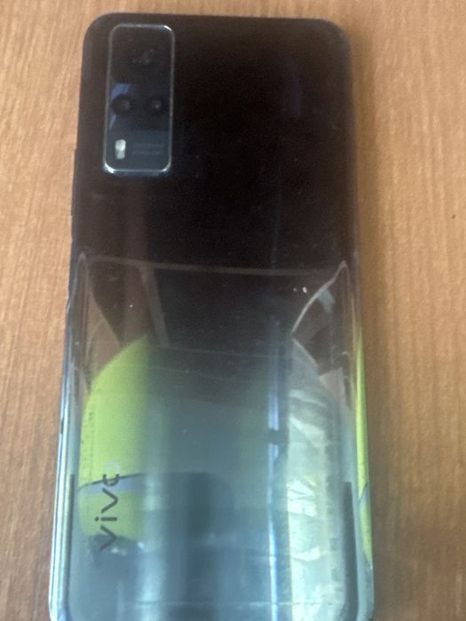 Телефон Vivo y31
