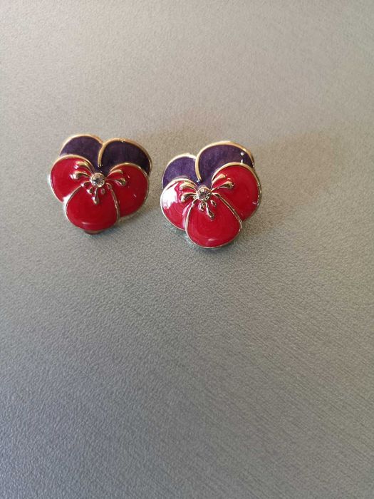 Нови ръчно изработени Фънки Бижута Обеци-Дизайн Пеперуда и Женско Лице