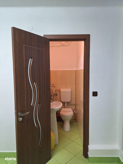 Vand apartament doua camere pe strada Horea,fost cabinet stomatologic