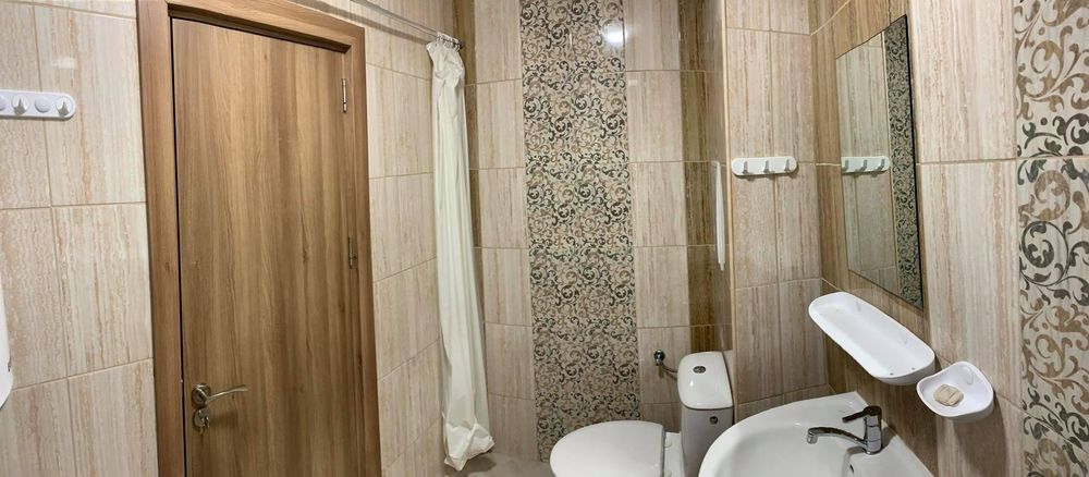 Дава се под наем Двустаен апартамент в Бургас, Меден рудник - зона В - 66 кв.м за 331.5 € - Снимка #4