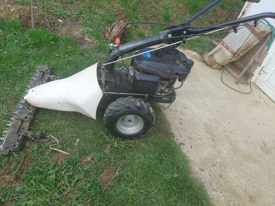 Accesoriu freza pentru motocositoare