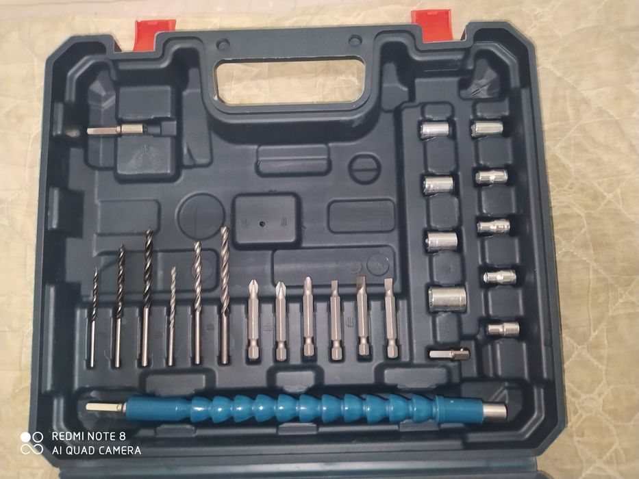 Шуруповёрт аккумуляторный