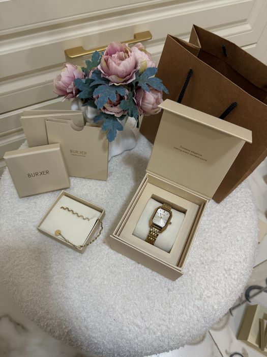 Часы от фирмы Burker