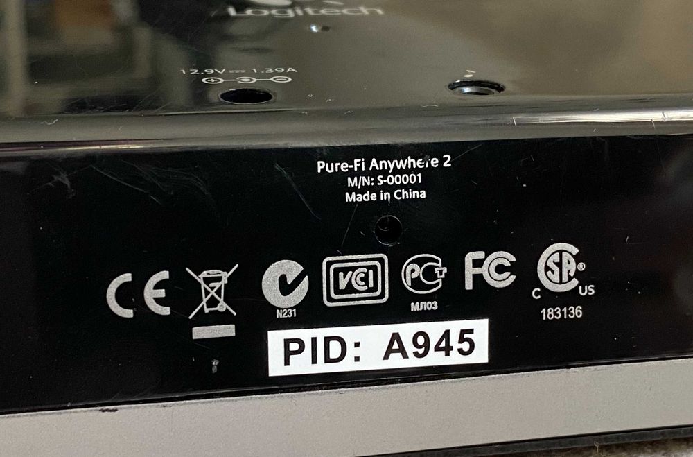 Boxa stereo acumulator Logitech Pure-Fi Anywhere 2 aux + doking Iphone