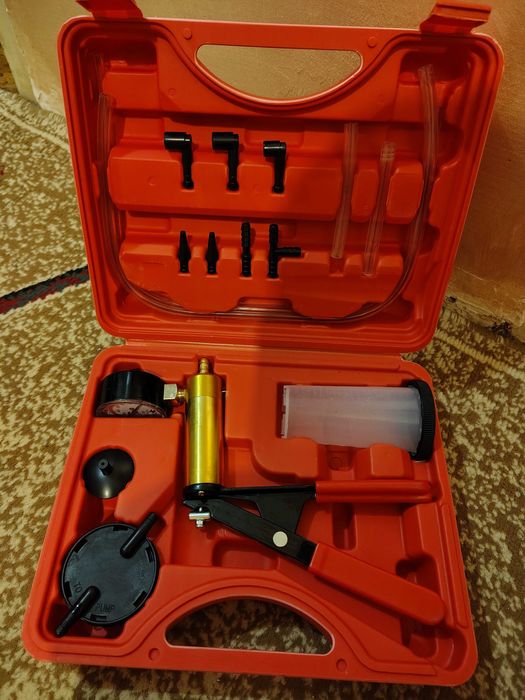 Продавам Вакуумната помпа.