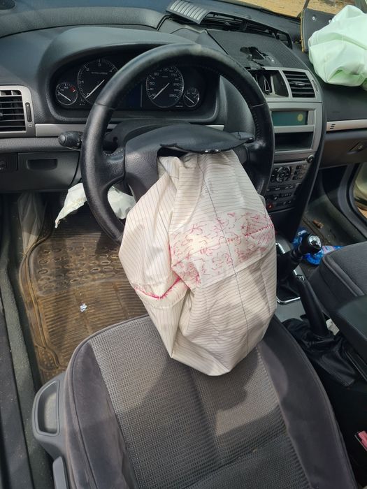 Пежо 407 2.0 Хди Peugeot 407 2.0HDI на части