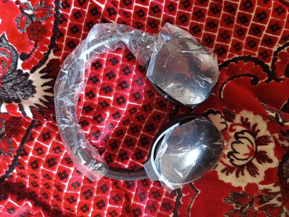 продам наушники Reno Choice