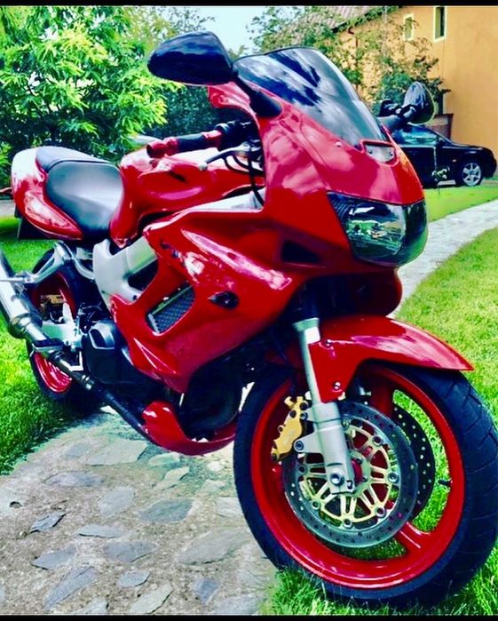 Honda vtr 1000f impecabila