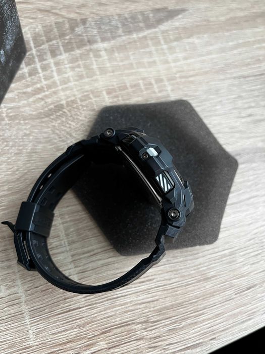 Часовник Casio G-Shock GR-B300