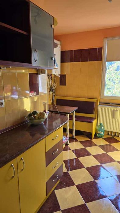 Apartament 3 camere de inchiriat in Drumul Taberei, Valea Ialomitei