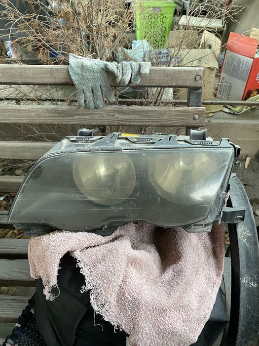 Продам Фары на BMW е46