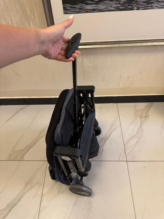 Коляска для отпусков и самолёта