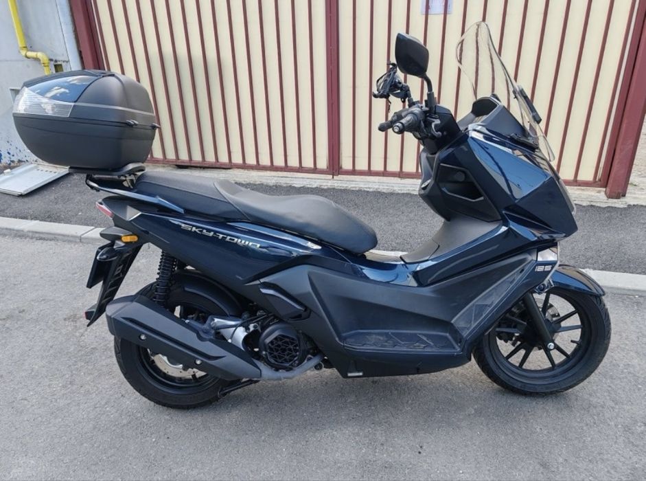 Scuter Kymco Skytown 125