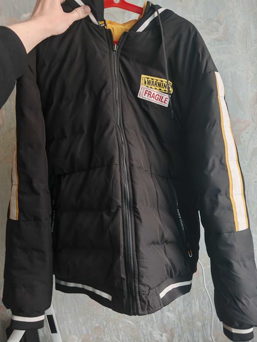 Продается мужская зимняя куртка